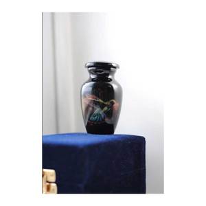 Urnes biodégradables fabriquées à la main pour cendres humaines Fournitures funéraires Urne en aluminium en gros Crémation sur mesure avec une qualité supérieure - Product Image 2