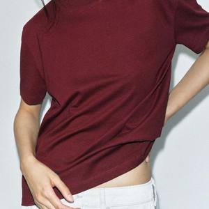 เสื้อเชิ้ตแขนสั้นสำหรับผู้หญิง OEM เสื้อเชิ้ตคอกลมผ้าฝ้ายทรงหลวมใส่สบายสำหรับ2025 - Product Image 4