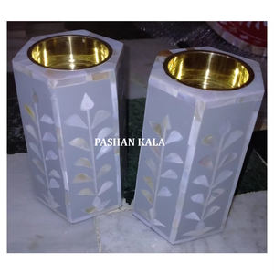 Hermoso quemador Bakhoor de nácar hecho a mano, último diseño con acabado fino para regalos corporativos y decoración del hogar - Product Image 1