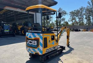 Excavatrice électrique JCB 19C ETEC U4938, neuve et prête à l'emploi ! - Product Image 5