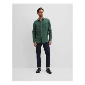 Chemise pour homme au design classique, conçue pour un usage quotidien, offrant une liberté de mouvement confortable, un tissu durable et un style propre - Product Image 3