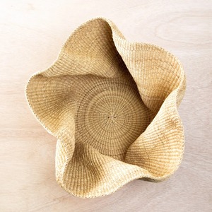 Panier en macramé en forme de zigzag, adapté à l'utilisation quotidienne dans la cuisine et au rangement des pièces, organisateur décoratif, vente en gros en provenance d'Inde - Product Image 1