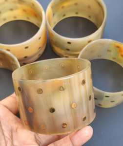 Brazalete Moderno de Cuerno de Búfalo Pulido, Natural y Ecológico, Estilo Europeo, Ideal para Regalo, Gran Venta en Etsy - Product Image 5