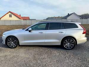 <span class=keywords><strong>Auto</strong></span> Usate Volvo <span class=keywords><strong>V60</strong></span> del 2022 in Ottime Condizioni, Benzina, Cambio Automatico, 4 Cilindri, Euro 6, 5 Posti, 163 CV, Pronte per la Spedizione in Tutto il Mondo - Product Image 3