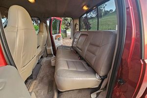 Ford F-350 Super Duty Lariat Crew Cab 4x4 de 2001 en excellent état - Product Image 2