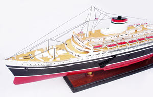 Gia Nhien Design personnalisé du fabricant CRISTOROFO COLOMBO RED & BLACK Modèle de bateau en bois sculpté en métal à utiliser comme cadeau - Product Image 5