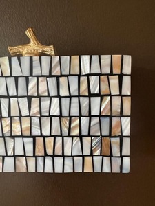 Bolso de Mano Rectangular de Resina Pulida Hecho a Mano, Ecológico, con Cierre Dorado y Correa de Cadena, para Ocasiones Especiales - Product Image 3