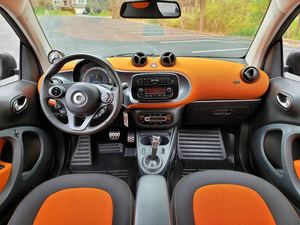 Gran Oferta, Excelente Estado: Smart Fortwo Eléctrico 2018, Listo para Enviar - Product Image 2