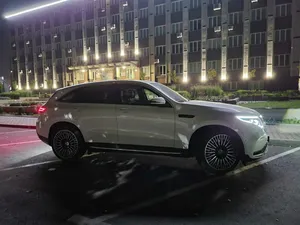 BENZ EQC 400 I (N293) USADO 2020, Bajo Kilometraje, Automático, Techo Panorámico, Luces LED, Luces Diurnas LED, 6 Asientos, Listo para Enviar - Product Image 6