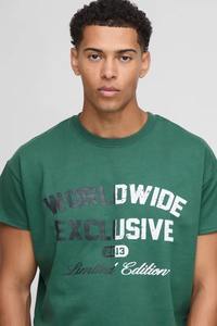 T-shirts surdimensionnés de la forêt personnalisés pour hommes en gros fabriqués au Pakistan - Product Image 3