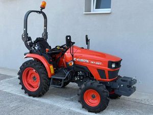 Tracteur agricole 4x4 70 CV avec pompe et boîte de vitesses - Haute productivité, performances fiables, en stock - Product Image 6