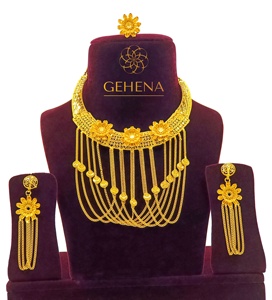 5gm-Conjunto de pendientes y anillo de dedo para mujer, collar moderno elegante chapado en oro de 24K - Product Image 1