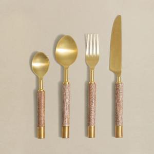 Ensemble de couverts en acier inoxydable au design personnalisé, finition miroir, légers, compatibles lave-vaisselle, vaisselle de luxe pour la maison et les mariages - Product Image 3