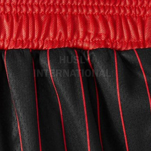 Precio barato al por mayor pantalones cortos de malla de ropa informal pantalones cortos de malla de color sólido para ropa deportiva - Product Image 3