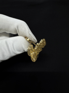 Collier personnalisé en or véritable 14 carats, fait à la main, avec plaque nominative en écriture cursive, pendentif délicat, cadeau pour lui ou elle - Product Image 2