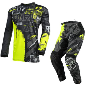 Conjunto de Ropa Deportiva Pro Action para Motocross, Diseñado para Sesiones de Carreras Intensas, Ofrece Equilibrio, Estabilidad, Movimiento Libre y Transpirabilidad - Product Image 1