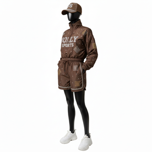 Conjunto Corto de Chaqueta Cortavientos para Mujer, Nailon y Poliéster, Suave, Resistente al Viento, Color Marrón, con Logotipo Personalizado, Conjunto de Pantalones Cortos Cortavientos Transpirables para Mujer - Product Image 4