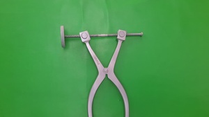 Rétracteur est et ouest en acier inoxydable allemand de haute qualité Ce approuvé - Product Image 3