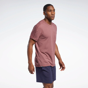 Camiseta holgada de algodón para un aspecto elegante: un ajuste relajado y moderno que ofrece comodidad, perfecta para días activos y ropa informal - Product Image 1