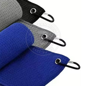 Toalla de golf tipo waffle, tamaño personalizado, duradera, para una eliminación efectiva de la suciedad en las ranuras de las palas de hierro, en venta. - Product Image 5