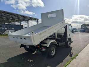 Camión Usado 2022, Cabina Ancha, Volante a la Izquierda, 451-500HP, Euro 6, 8x6, Gran Capacidad de Carga, Tracción Potente para Minería, Infraestructura y Transporte - Product Image 5