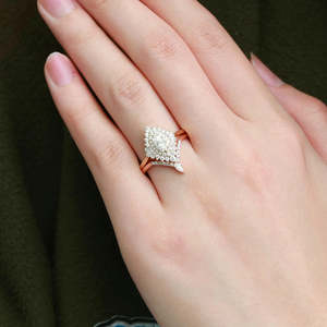Elegant Vintage Floral Halo Moissanite Lab Created Wedding <b>Ring</b> Set Elegant Oval Cut Fine Jewelry for Parties and Anniversaries - Product Image 5