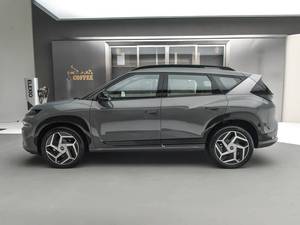 Véhicules utilitaires sport électriques d'occasion 2025 avec différentes capacités de batterie (50-70 kWh), autonomie NEDC 201-300 km, puissance moteur 120 kW - Product Image 5