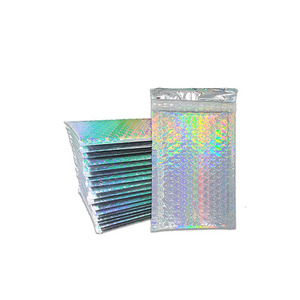 Sobres Acolchados Bolsas Holográfica Bubble Mailer ofrecen la combinación perfecta de protección y estilo para sus envíos - Product Image 6