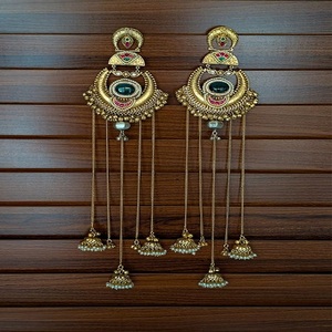 Pendientes largos Chandbali de doble acabado real de alta calidad tradicional con detalle de cadena Triple Jhumki cadena india Jhumki para mujer - Product Image 1