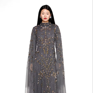 Robe longue en crêpe brodée et ornée, manches voilées, taille naturelle, travail manuel, perles, paillettes, robe de bal sexy et tendance - Product Image 1