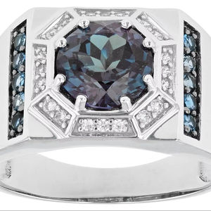 Anillo de Compromiso de Alejandrita de 3.00 Quilates, Diseño de Gema Tallada, Plata 925, Chapado en Oro de 14K, Engaste de Garras, Anillo Clásico Único - Product Image 1