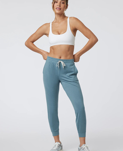 Pantalon pour femmes, style skinny, en coton et élasthanne, longueur genou et taille haute - Product Image 1