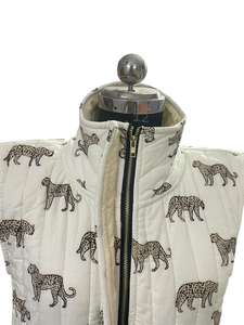 Chaqueta de invierno informal para mujer acolchada hecha a mano, tela tejida con estampado de tigre bohemio, ropa de abrigo lavada con cierre de gancho - Product Image 3