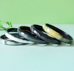 Bracelet de manchette en corne de buffle naturelle Bijoux de mode bohème Cadeau de Noël pour maman et son bracelet en corne unique - Product Image 6