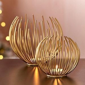 El elegante soporte de luz de té con diseño de hoja grande puede ser una combinación perfecta para la decoración de su sala de estar. Use esto para encender una vela perfumada - Product Image 4