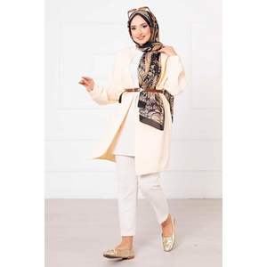 Hijab Atlas crème Veste modeste avec poches latérales pratiques - Product Image 3