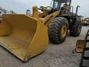 Cargador de ruedas Komatsu WA470 usado en excelentes condiciones, precio competitivo con bomba y motor de componentes básicos fiables - Product Image 3