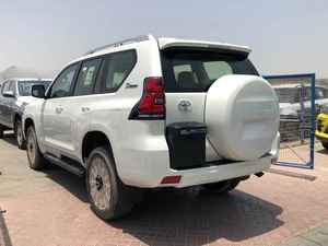 OFFRE d'occasion Toyota Prado TXL Full Option 2022 4.0P White Top Europe importation conduite à gauche/droite livraison rapide véhicule disponible - Product Image 3
