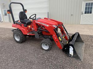 2020 Tractor Massey Ferguson GC1723E 4WD - Product Image 3