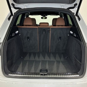 Alerte Offre Exceptionnelle! Audi e-tron Premium Plus 2022 d'occasion, super propre, moteur électrique, transmission intégrale quattro, automatique, blanc, SUV de luxe - Product Image 6