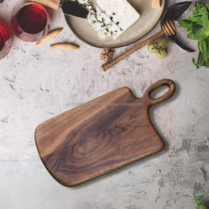 Tabla de Cortar y Queso de Madera de Acacia Natural KALATRI con Diseño de Mango Hecho a Mano, Ecológica y Ligera para Uso en la Cocina - Product Image 4