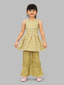 Conjunto de Kurta/Kurti con Estampado Oliva, Ropa Tradicional Étnica para Niñas, Moda Shoryam |   Ropa de Fiesta Infantil de Alta Calidad, Estilo Indio, Envío Rápido - Product Image 2