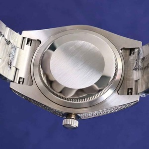 Reloj de Lujo con Incrustaciones de Diamantes de Moissanita y Esfera con Números Arábigos, Estilo Hip Hop, Calidad de Exportación, Disponible al Mejor Precio - Product Image 4