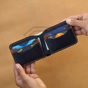 Porte-cartes en cuir pliant de haute qualité sac à main portefeuille court noir Unique pour hommes et femmes Type de fermeture ouverte - Product Image 4