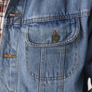 Veste en jean décontractée de haute qualité pour hommes, nouveau style tendance, décoration à boutons, fourrure, logo personnalisé imprimé, traitement par revêtement de tissu OEM - Product Image 6