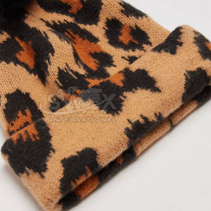 หมวกบีนนี่ไหมพรมลายแจ็คการ์ดแฟชั่นใหม่ รับผลิตตามแบบ OEM ODM หมวกไหมพรมฤดูหนาว หมวกบีนนี่ไหมพรม - Product Image 4