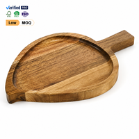 Bandeja de Servir de Madera de Acacia con Forma de Hoja, con Asa y Borde Elevado para Queso, Frutas, Aperitivos y Postres
