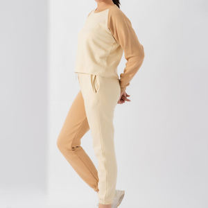 Ensemble de survêtement décontracté en tricot à manches longues pour femmes, 100% coton, col rond, deux pièces, respirant, séchage rapide, vente en gros - Product Image 5