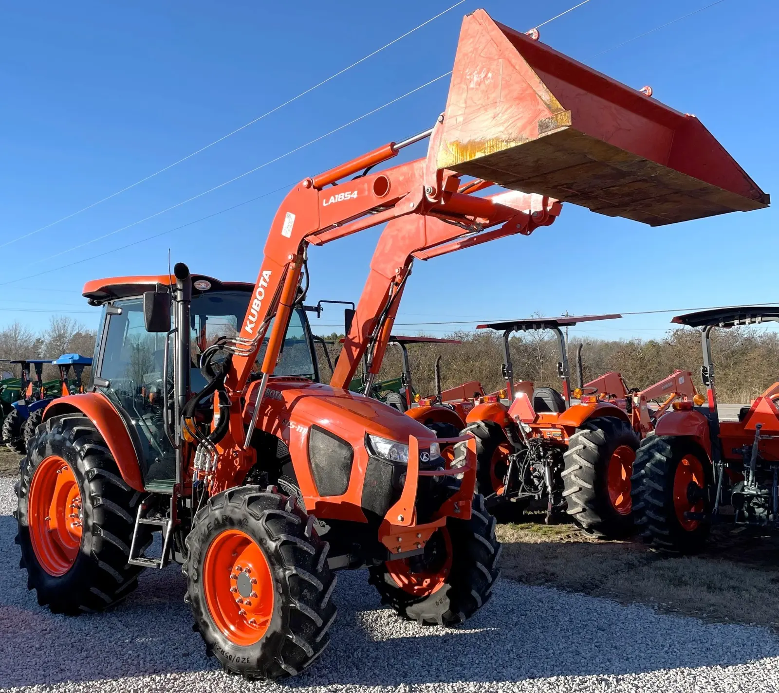 Süper en kaliteli güçlü 111HP marka yeni kutractor traktör M5-111 4wd tekerlek ikinci el kutractor traktör çok ucuz fiyat