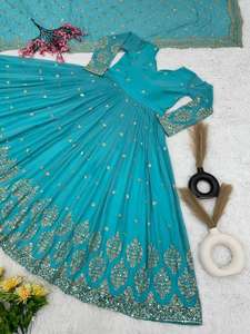 Venta al por mayor último diseñador de desgaste del partido Faux Georgette secuencia pesada completa bordado vestido de trabajo con Dupatta en precio al por mayor - Product Image 4